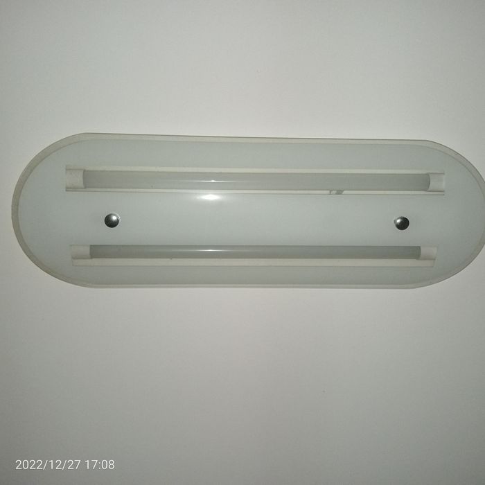 Candeeiros de teto e parede