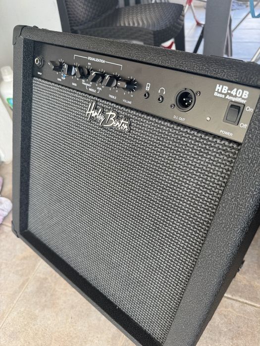 Harley Benton HB-40B – Amplificador de Baixo 40W (Como Novo)