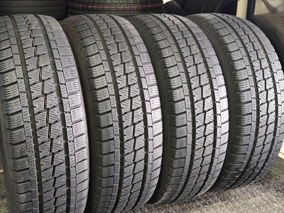 Резина, шины R-16C 215/65 109/107R "Falken"