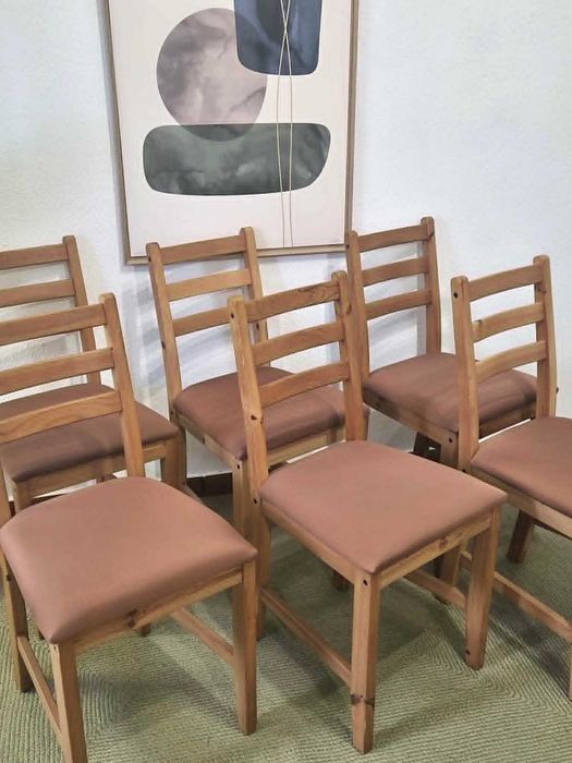 Cadeiras / Poltrona / Sala / Cozinha / Madeira Maciça
