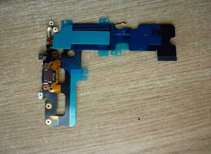 Шлейф зарядки для iPhone 7 Plus, с микрофоном, и разьем наушников