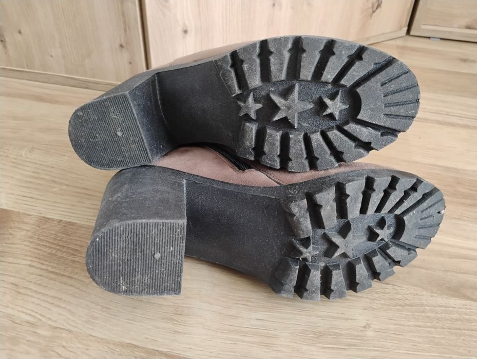 Piękne buty damskie r41