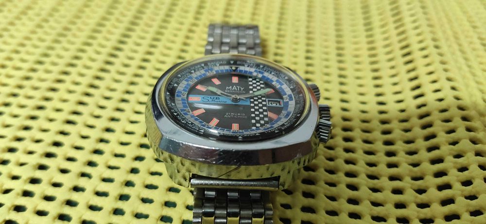 Relógio antigo MATY Besançon Submariner de corda manual 42mm
