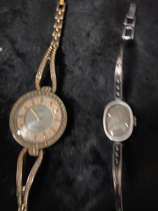 Часы механические  Луч и на батарейках