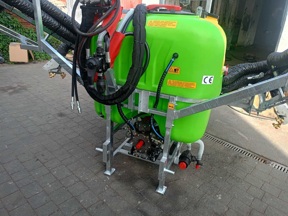 Opryskiwacz do truskawek 400l AGRO-MAX-BIS NOWY