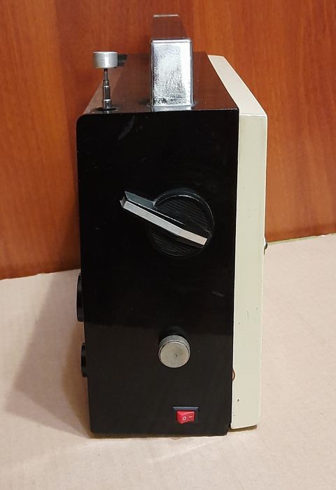 Радиоприемник VEF-201 с FM диапазоном