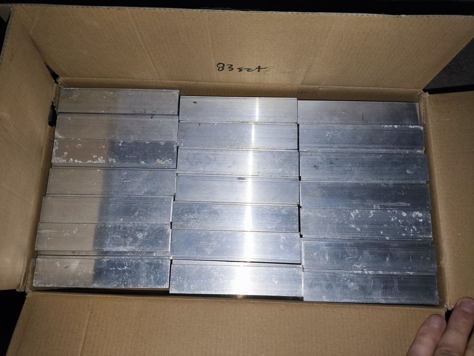 Łącznik szyn PV 83szt 40x40 aluminiowych 120mm