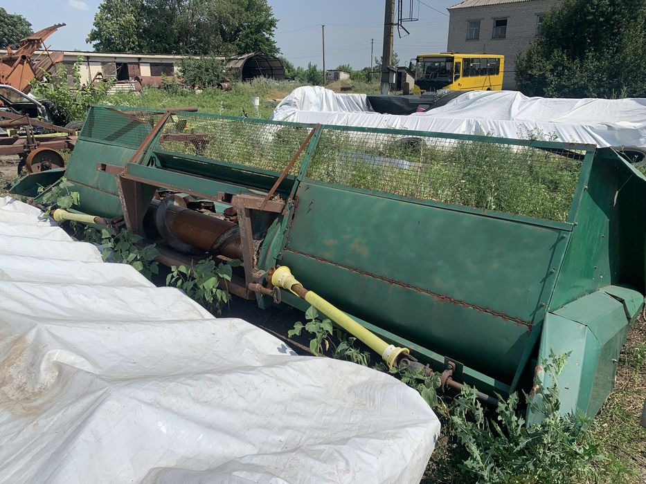 Жатка ПСП-10 соняшникова