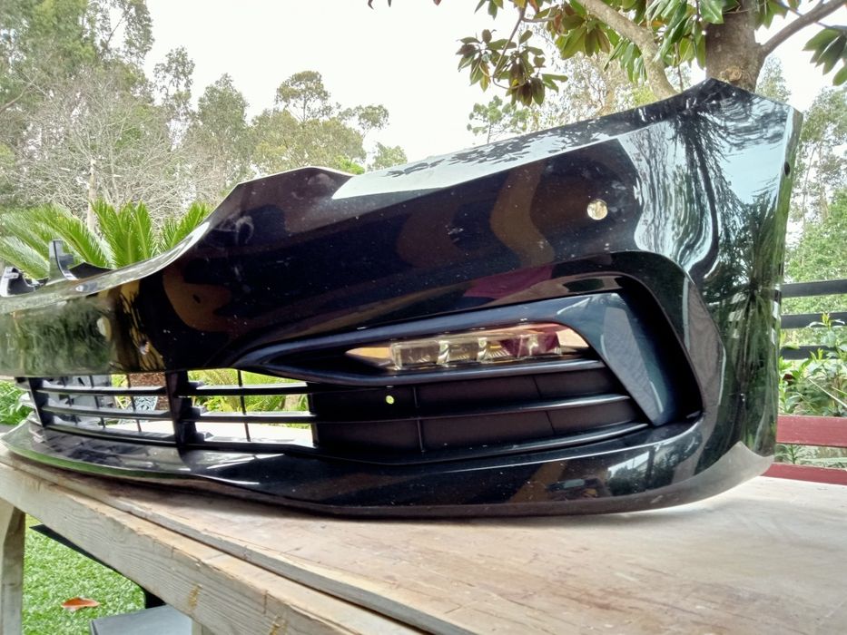 Parachoque da frente e traseira BMW original série 520 sport de 2018