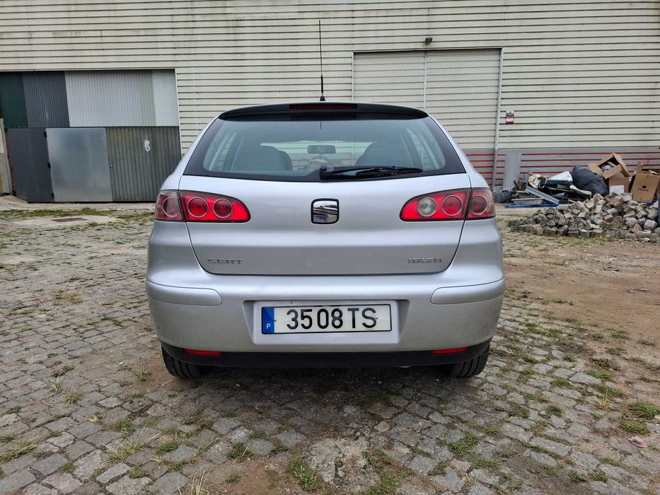 Seat Ibiza 1.2 Gasolina 5 Portas / Lugares Muito bom estado