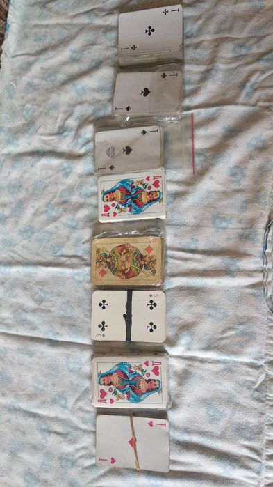 Карты игральные по 15 грн за колоду