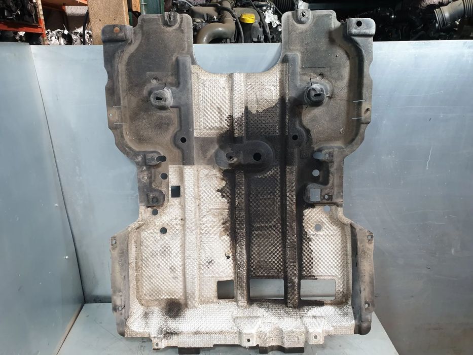 Blindagem inferior do motor CITROËN C4 III