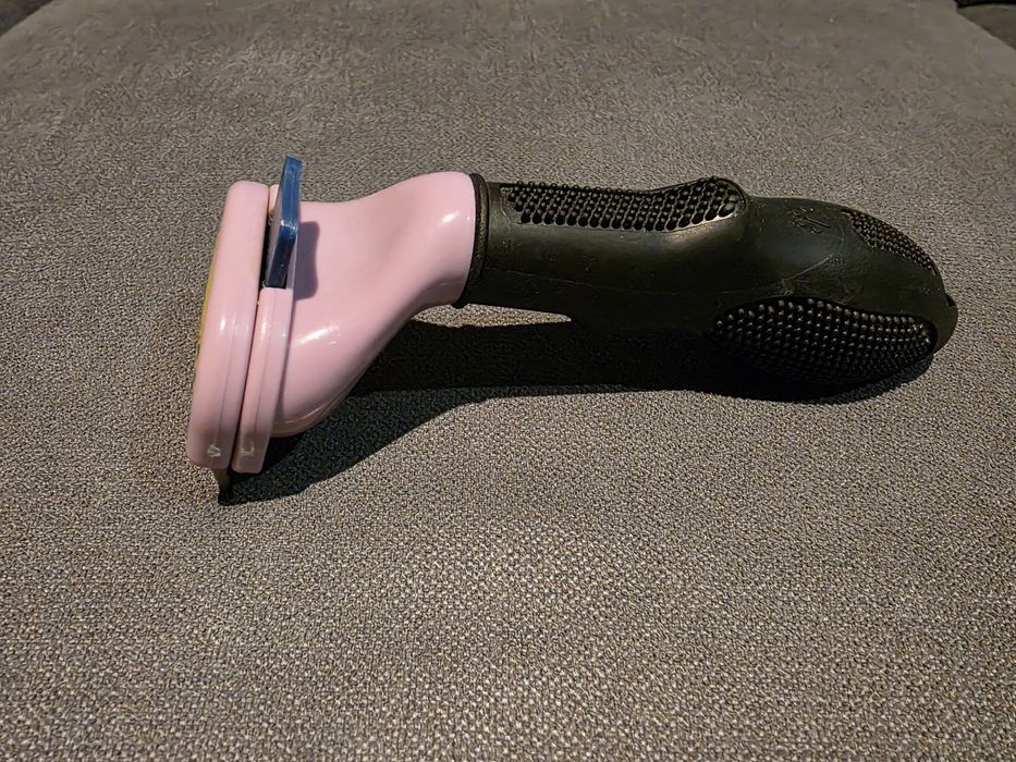 Furminator dla kota lub małego psa