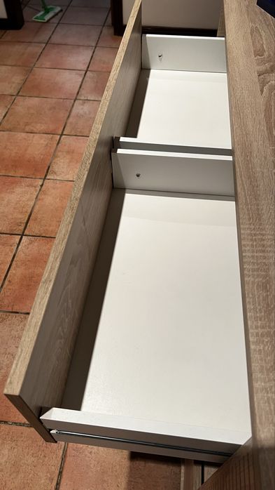 Aparador para sala ou hall de entrada