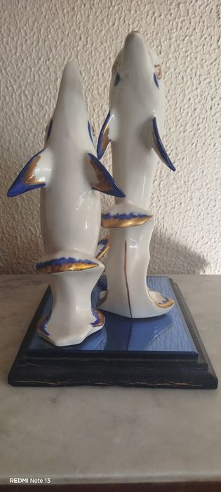 Estátua de Porcelana Golfinhos