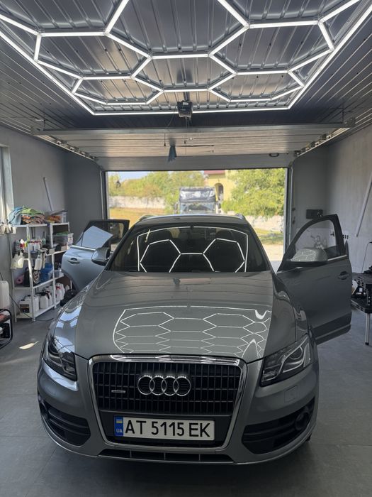 Продам Ауді Q5 дизель 2012 року