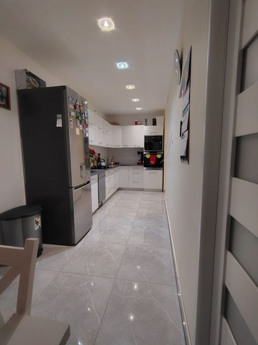 Mieszkanie 3 pokojowe z garażem.