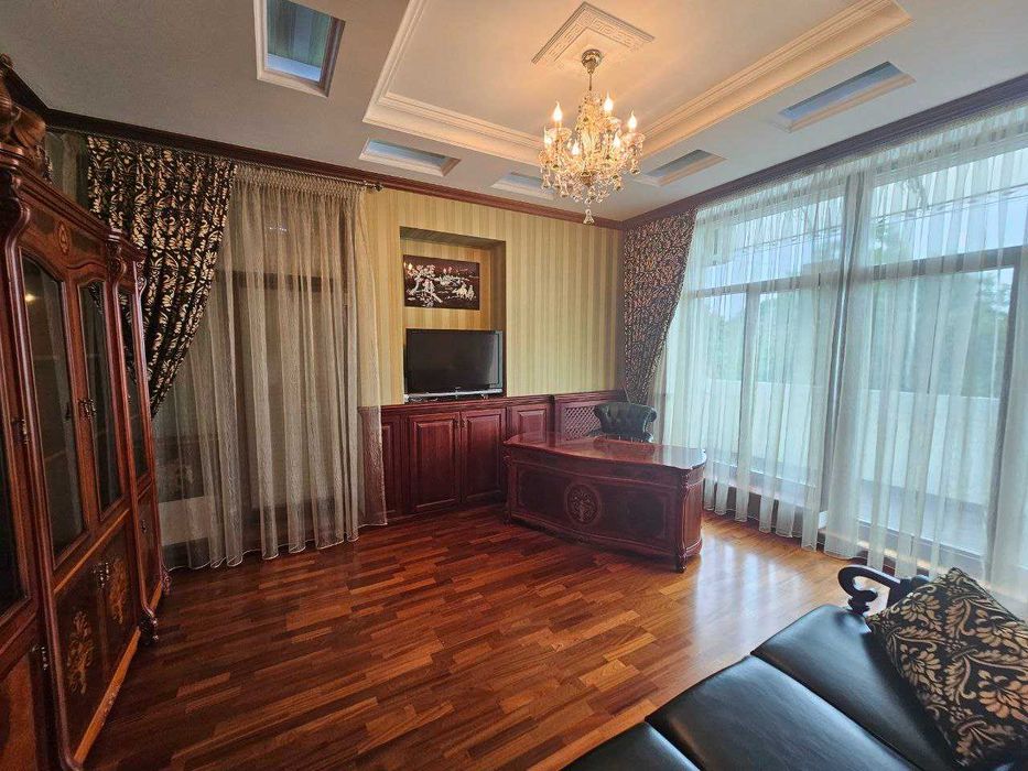 3-rooms apartment apartment by the address st. Kulikovo pole pl Oktyabrskoy revolyutsii pl (area 118 m²) - Atlanta.ua - photo 12