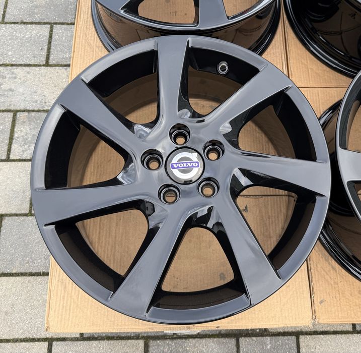 Oryginalne felgi Volvo 5x108 17” S40 S60 S80 V70 V40 V60