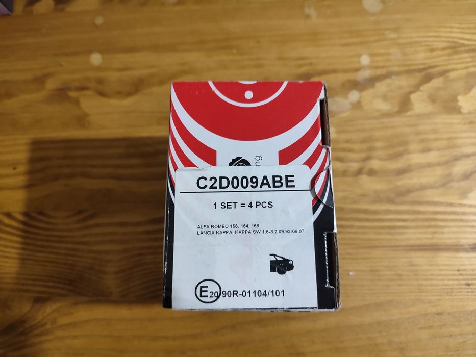 Комплект тормозных колодок, дисковый тормоз ABE C2D009ABE задние