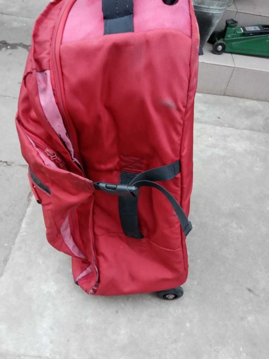 Валіза    на колесах