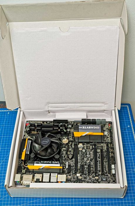 Материнська плата  GA-Z87X-UD5H LGA 1150 комплект