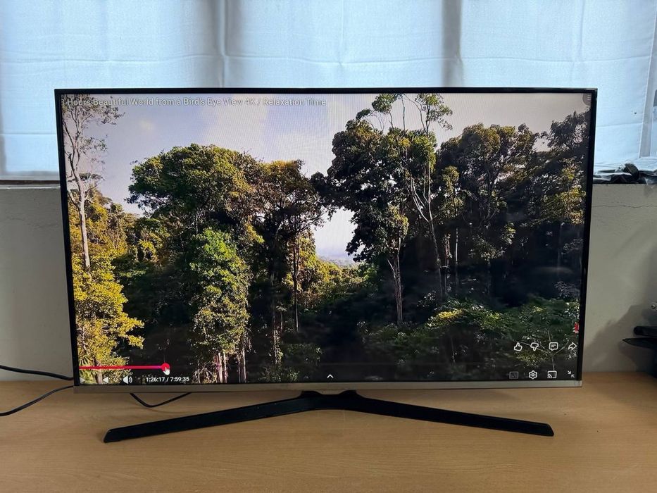 Телевізор Samsung – 40”, Full HD, без Smart TV