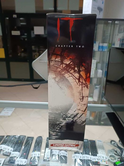 Peluche Pennywise IT a coisa 43cm em GiftBox Edição Especial Limitada