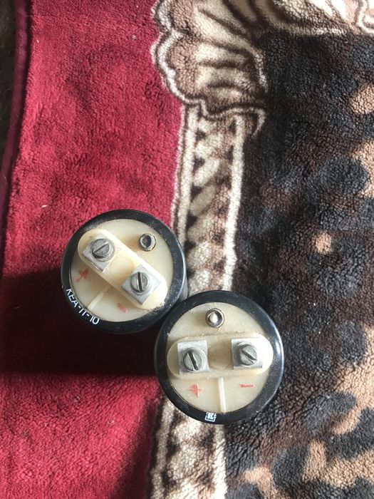 Конденсатор KEA-11-10 47000mf 40/46v 555