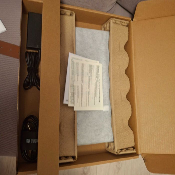 Nowy(!) Laptop DELL VOSTRO 3530