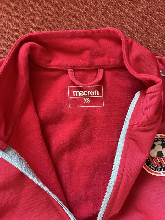 Спортивный костюм Macron!