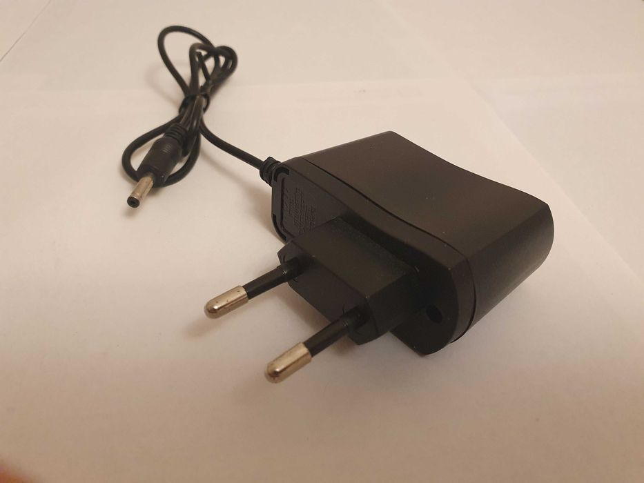 Сетевой блок питания SH-A288, выход 4,2V(DC) 500mA, штеккер Ø3,5х1,35 мм