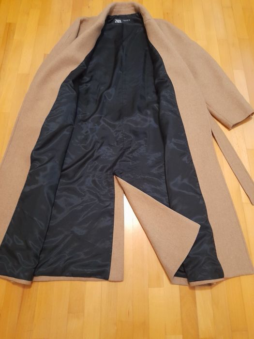 Пальто ZARA ,розмір М
