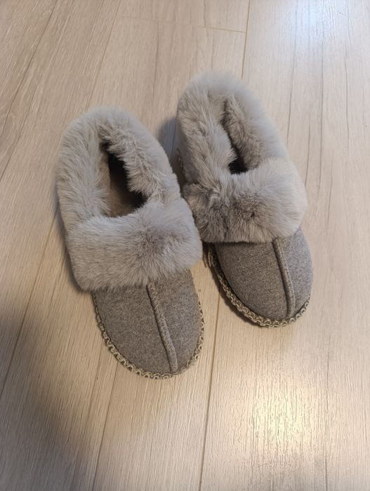 Тапочки . 34 размер