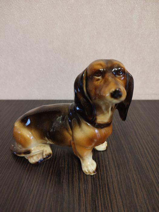 Статуетка Такса фарфор