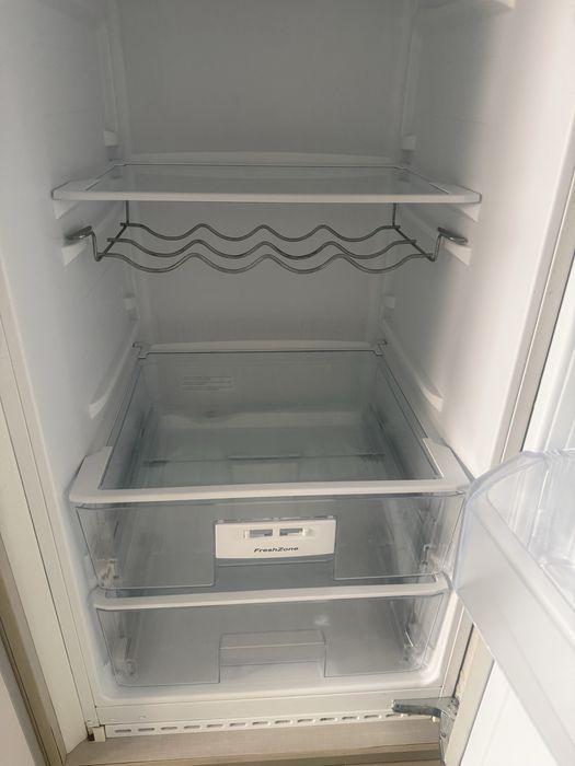 Frigorifico de encastre Teka - Semi Novo