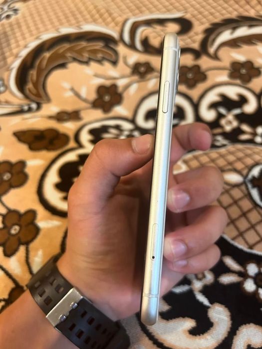 Продам Iphone 11 на 128