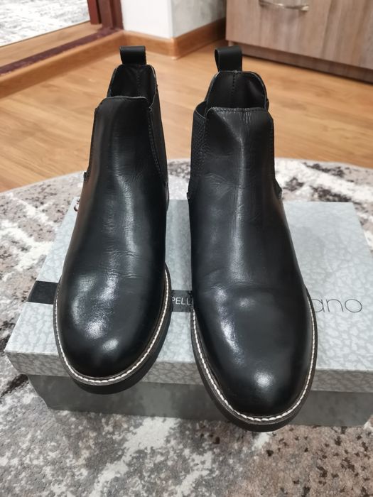 Черевики,чоботи,туфлі,чоловічі,шкіряні. Італія