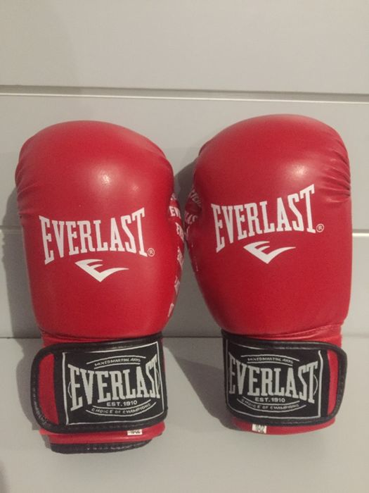 Боксерские перчатки Бинты Everlast тренировочные новые 8:10:12 унц