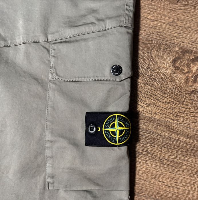 Брюки карго Stone Island.