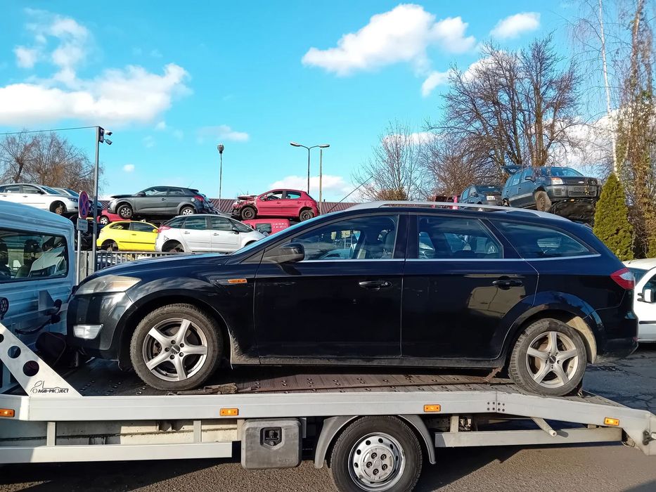*FORD MONDEO MK4 KOMBI* Samochód na części