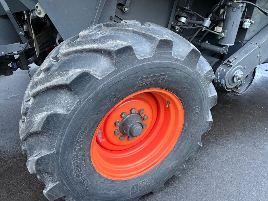 CLAAS Lexion 580 2008 р.в. + жатка V900 комбайн зернозбиральний