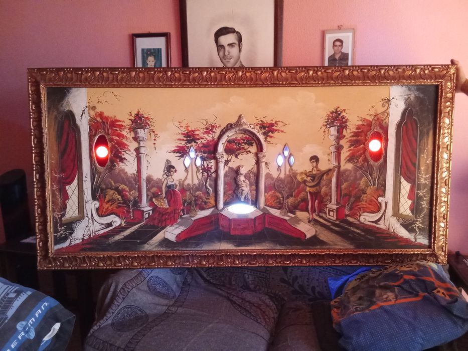 Quadro antigo com leds