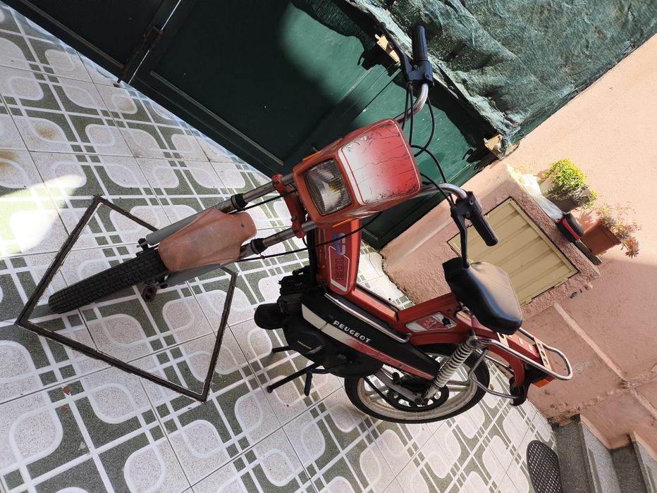 Peugeot 103 mobilete