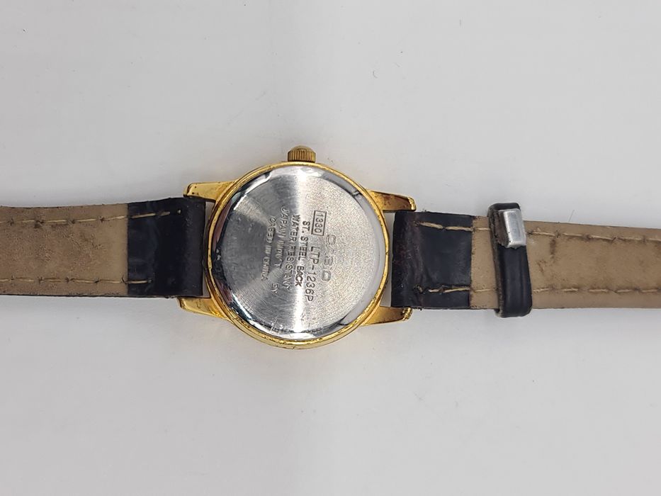 Relógio unisexo CASIO Collection LTP1236PGL_7B