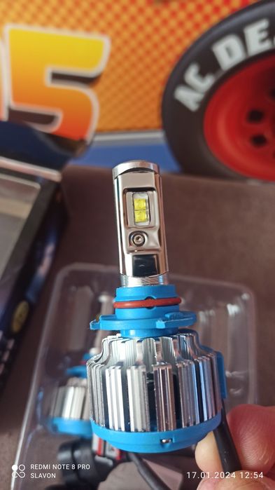 Продам LED лампи HB 4