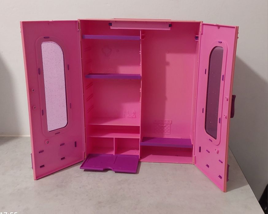 Szafa ubraniowa dla barbie