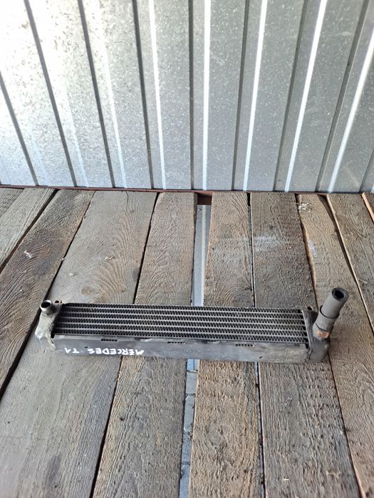 Радиатор масляный Мерседес Т1 БУС 207 208 209 307 308 309 310 408 410