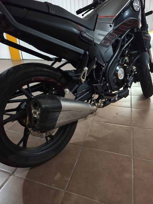 Benelli leoncino 125