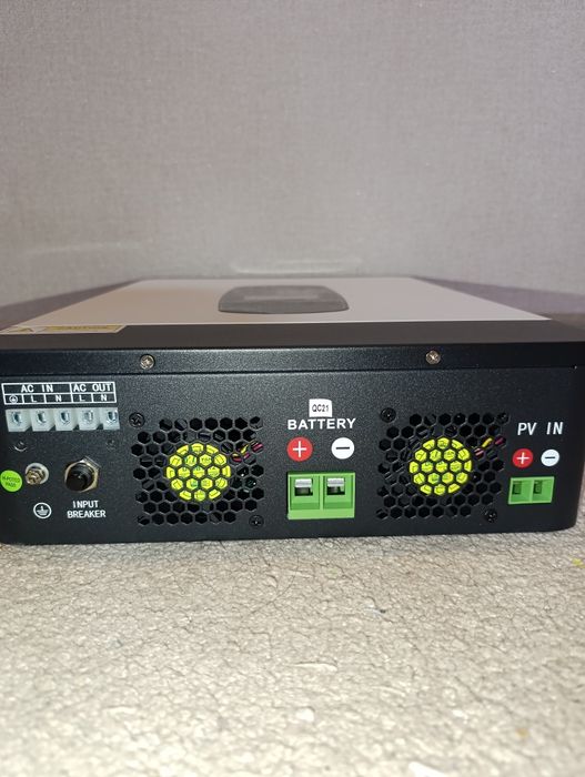 ECGSolax SP-2200KVA-12V гібридний інвертор